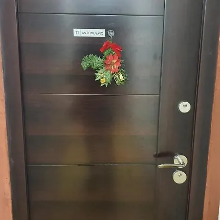 Jogi Apartment